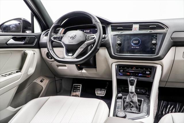 Photo of 2022 Deep Black Volkswagen Tiguan