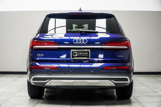 Photo of 2022 Blue Audi Q7