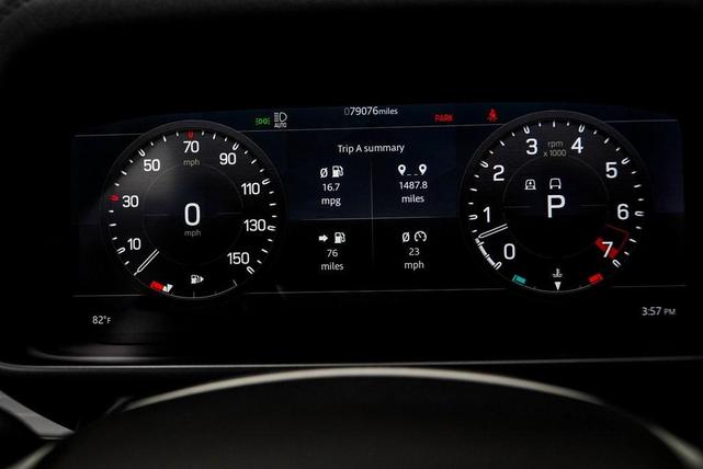 Photo of 2022 Fuji White Land Rover Defender