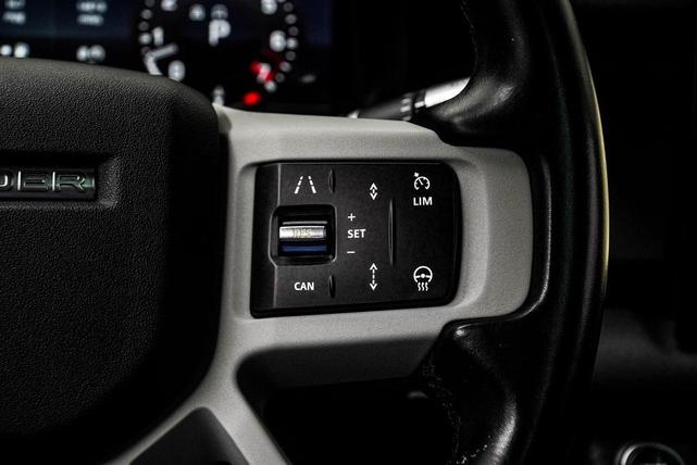 Photo of 2022 Fuji White Land Rover Defender