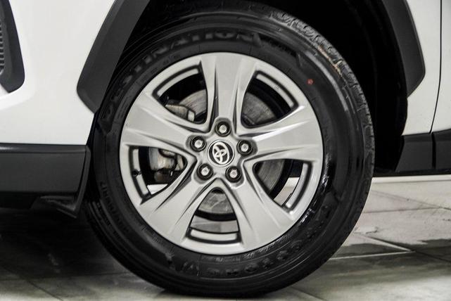 Photo of 2024 Ice Cap Toyota RAV4