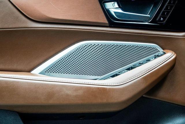 Photo of 2023 Majestic Black Pearl Acura MDX
