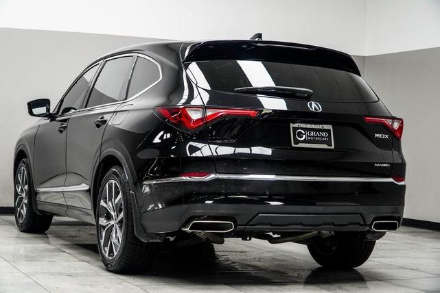 Photo of 2023 Majestic Black Pearl Acura MDX