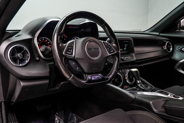 Photo of 2018 Mosaic Black Metallic Chevrolet Camaro