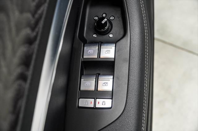 Photo of 2024 Daytona Gray Pearl Effect Audi A6