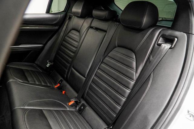 Photo of 2020 Lunare White Metallic Alfa Romeo Stelvio