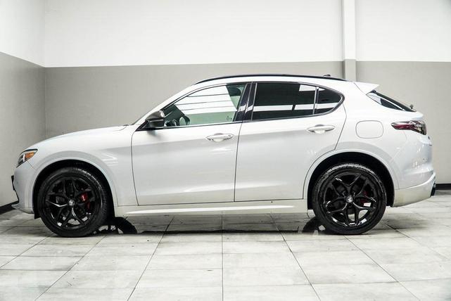 Photo of 2020 Lunare White Metallic Alfa Romeo Stelvio