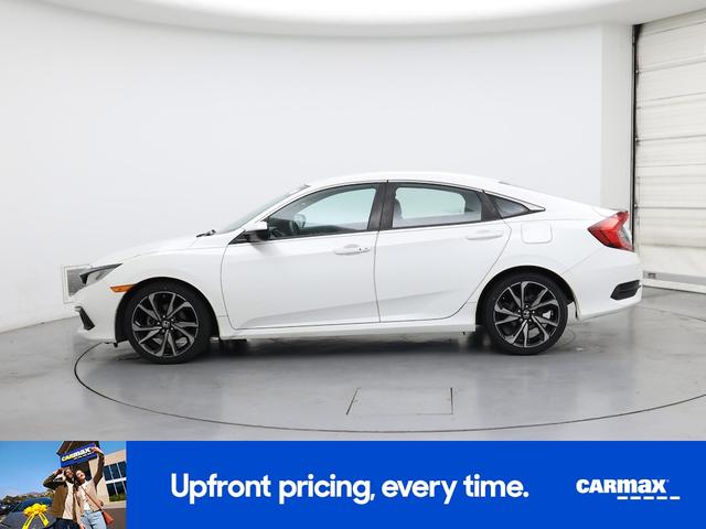 Photo of 2020 White Honda Civic