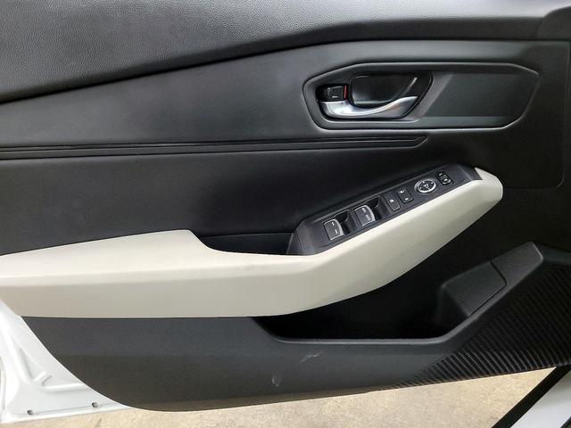 Photo of 2023 White Honda Accord