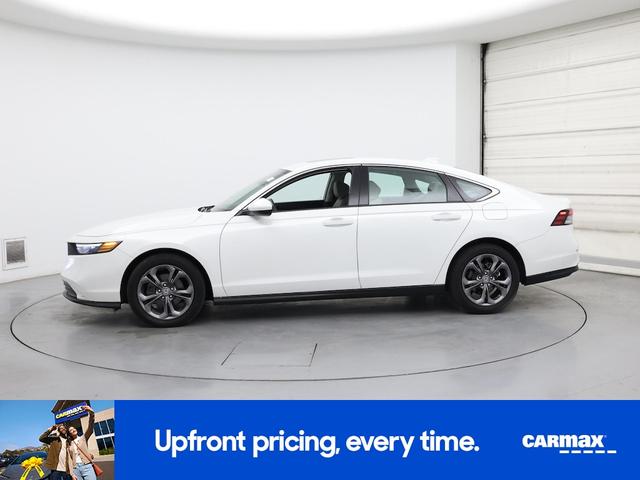 Photo of 2023 White Honda Accord