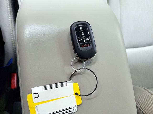 Photo of 2023 White Honda Accord