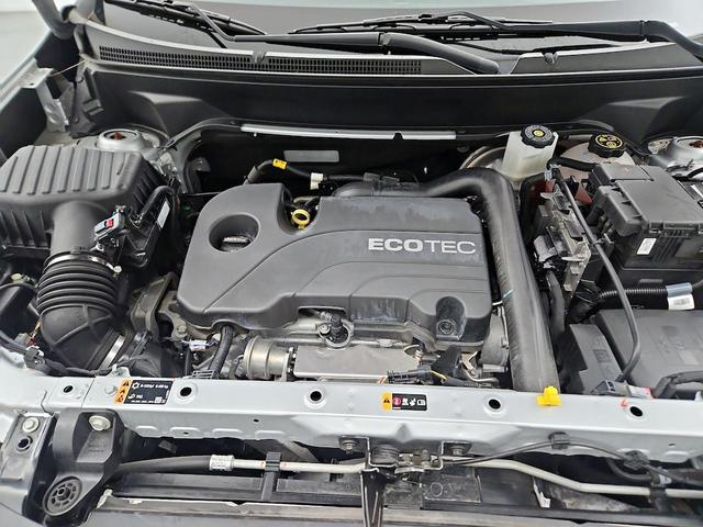 Photo of 2021 Silver Chevrolet Equinox