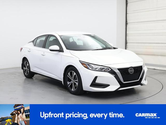 Photo of 2021 White Nissan Sentra