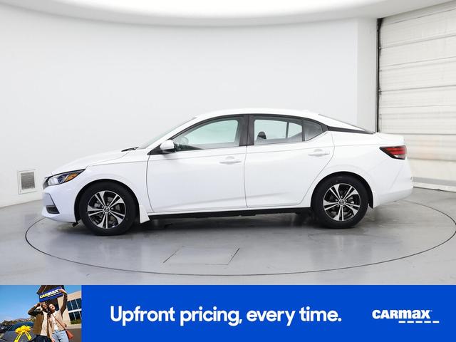 Photo of 2021 White Nissan Sentra
