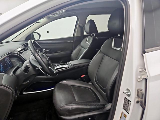 Photo of 2022 White Hyundai TUCSON Hybrid