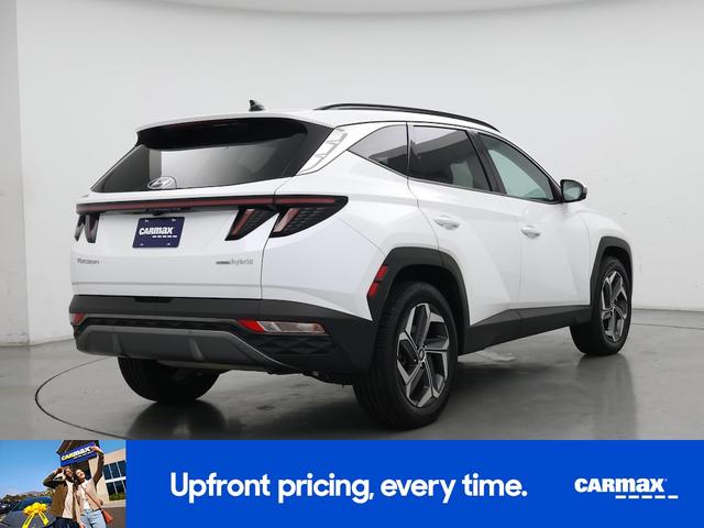 Photo of 2022 White Hyundai TUCSON Hybrid