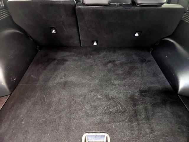 Photo of 2022 White Hyundai TUCSON Hybrid