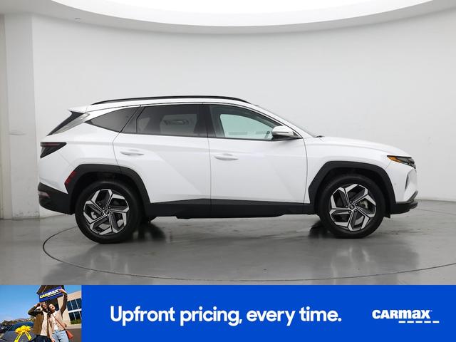 Photo of 2022 White Hyundai TUCSON Hybrid