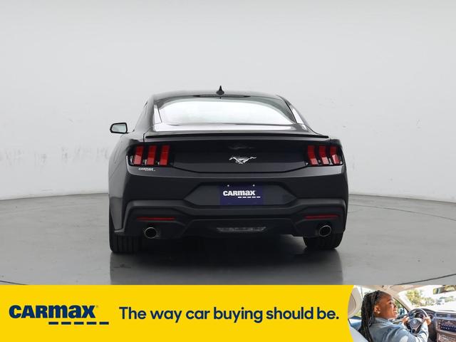 Photo of 2024 Gray Ford Mustang