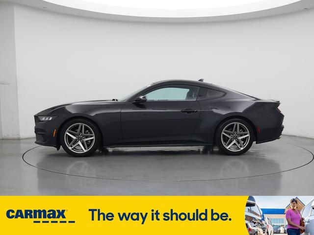 Photo of 2024 Gray Ford Mustang