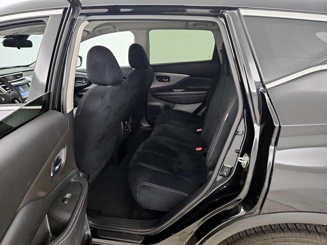 Photo of 2021 Black Nissan Murano