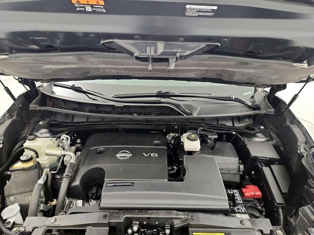 Photo of 2021 Black Nissan Murano