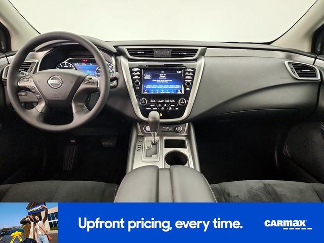 Photo of 2021 Black Nissan Murano