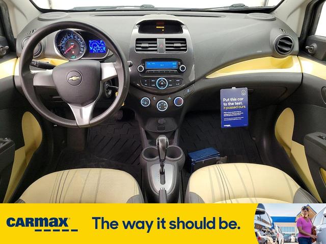 Photo of 2014 Yellow Chevrolet Spark
