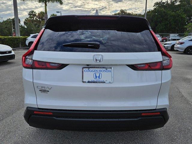 Photo of 2025 Platinum White Pearl Honda CR-V