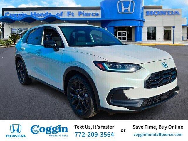 Photo of 2026 Platinum White Pearl Honda HR-V