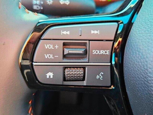Photo of 2026 Platinum White Pearl Honda HR-V