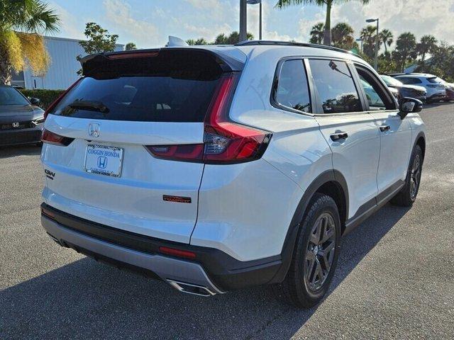 Photo of 2026 Platinum White Pearl Honda CR-V Hybrid