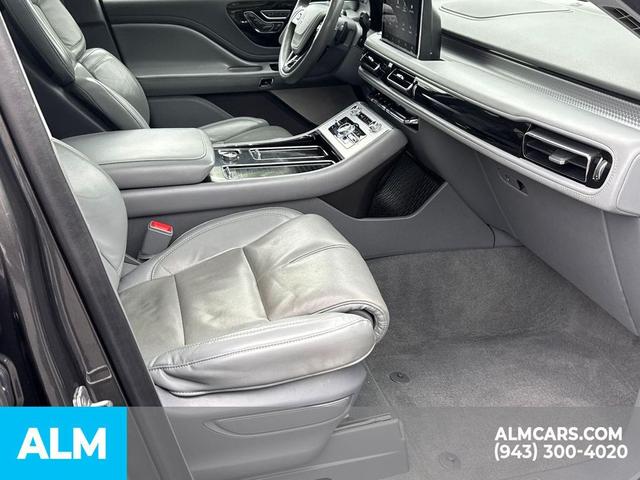Photo of 2020 MAGNETIC GRAY METALLIC Lincoln Aviator