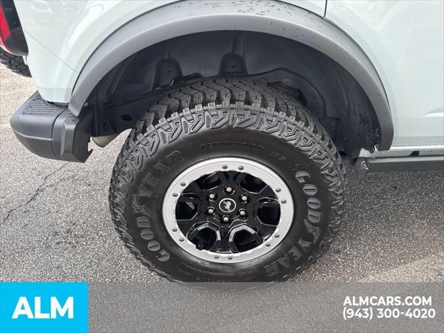 Photo of 2023 CACTUS GRAY Ford Bronco