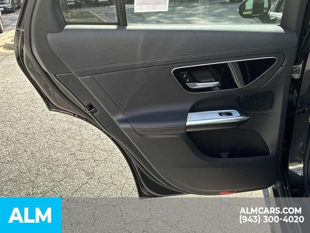 Photo of 2023 Black Mercedes-Benz GLC 300