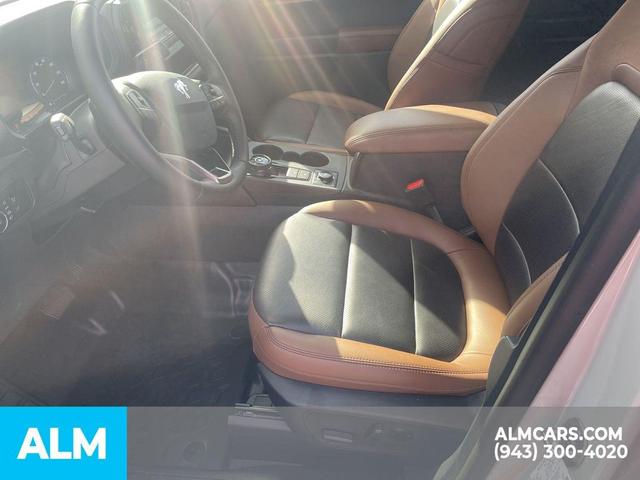 Photo of 2024 CACTUS GRAY Ford Bronco Sport