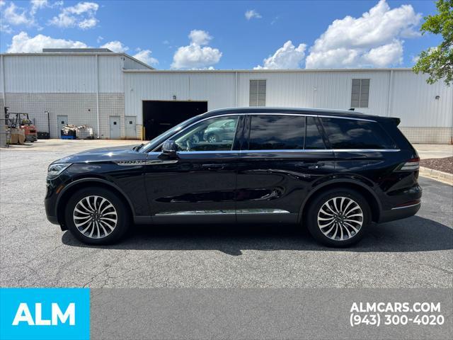 Photo of 2023 INFINITE BLACK MET CC Lincoln Aviator