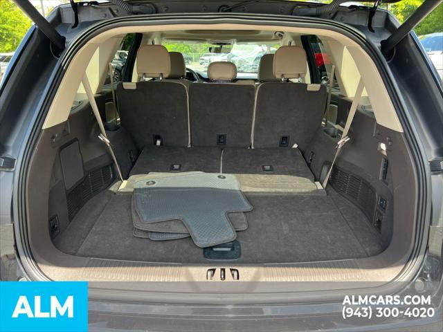 Photo of 2023 INFINITE BLACK MET CC Lincoln Aviator