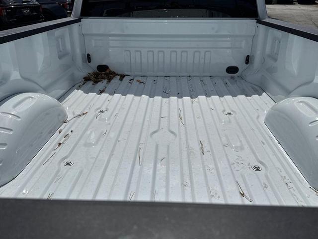 Photo of 2026 OXFORD WHITE Ford F-250
