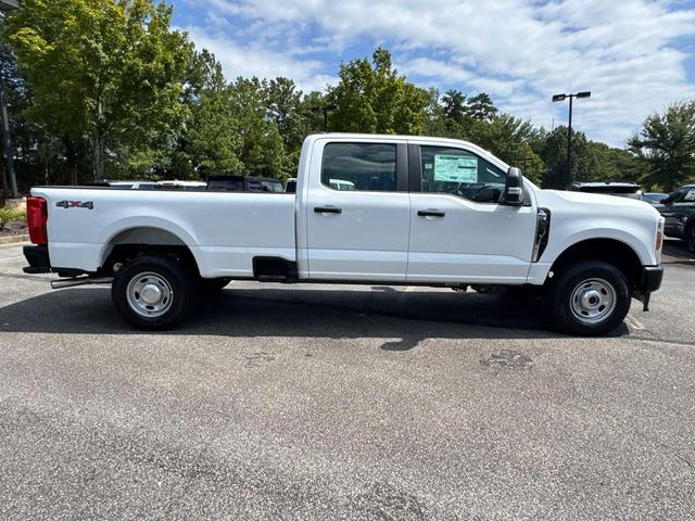 Photo of 2026 OXFORD WHITE Ford F-250
