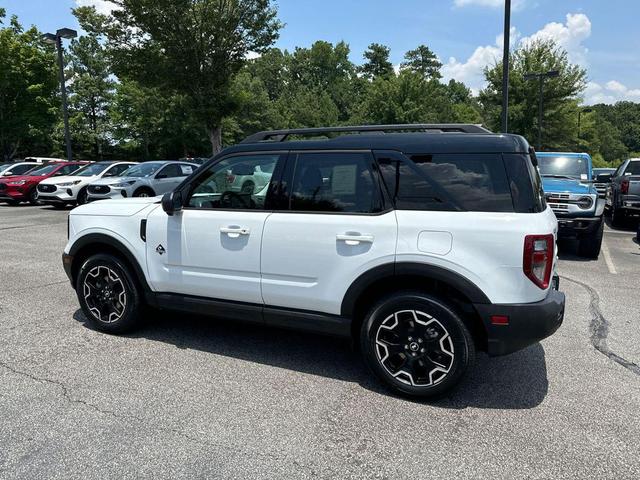 Photo of 2025 OXFORD WHITE Ford Bronco Sport