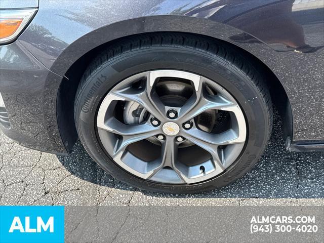 Photo of 2023 Dark Ash Metallic Chevrolet Malibu