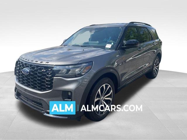 Photo of 2025 CARBONIZED GRAY METALLIC Ford Explorer