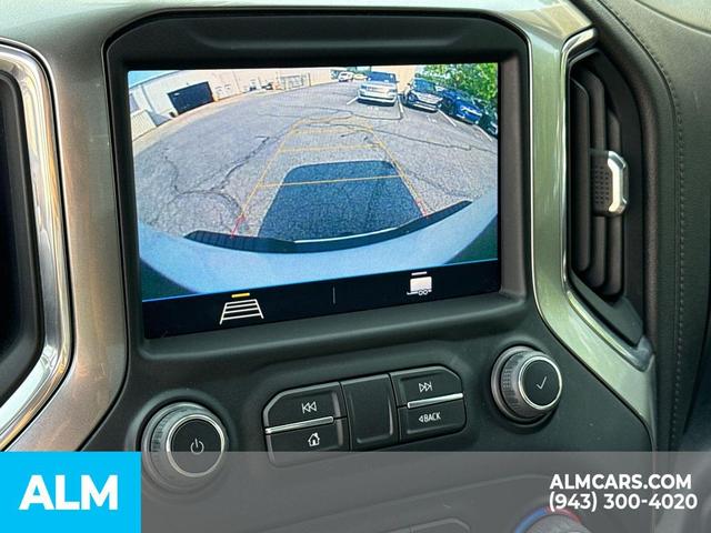 Photo of 2022 Summit White Chevrolet Silverado 2500