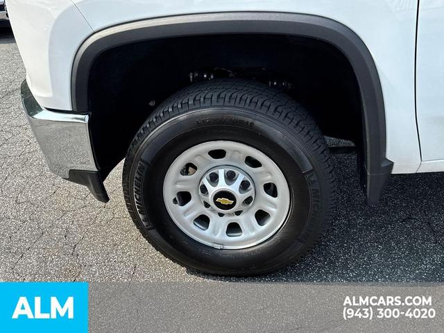 Photo of 2022 Summit White Chevrolet Silverado 2500