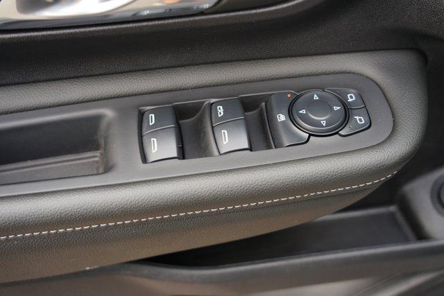 Photo of 2024 Summit White GMC Terrain