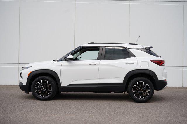 Photo of 2023 Summit White Chevrolet Trailblazer