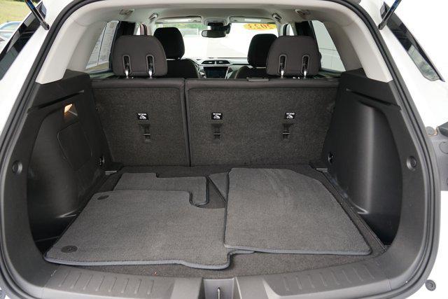 Photo of 2023 Summit White Chevrolet Trailblazer