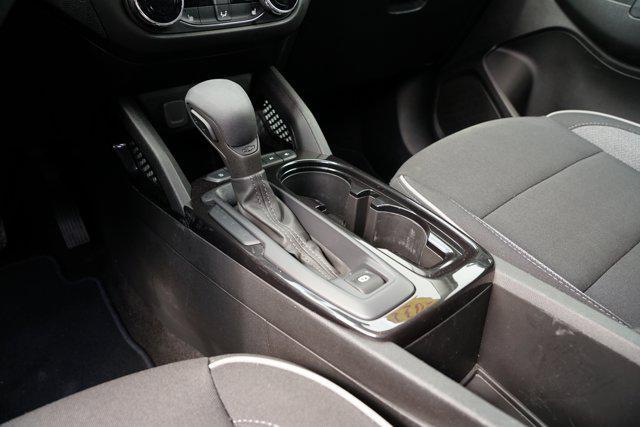 Photo of 2023 Summit White Chevrolet Trailblazer