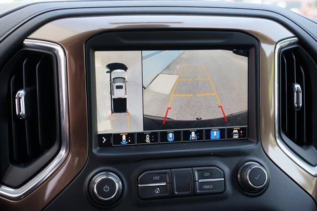 Photo of 2021 Black Chevrolet Silverado 1500